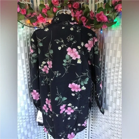 Vtg Maggie Sweet Black & Pink Floral Long Sleeve Blouse Vintage Button d… - Picture 6 of 9